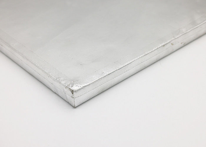 Fogli isolanti a porosità minore con superficie liscia e conduttività termica di 0,020 W/m.K.