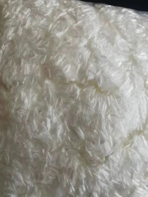 Fibra di vetro a strati tritati di silice bianco per lo stoccaggio a secco e ventilato